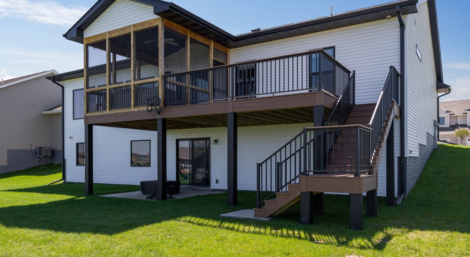 Deck with footings designed for future screen room